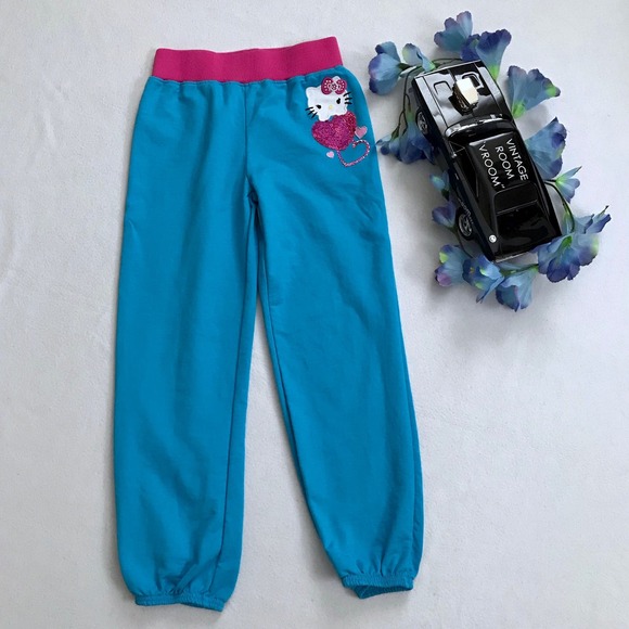 ❌SOLD❌ Hello Kitty NWT Loungewear Jogger for Girls Size 8 - Picture 2 of 8